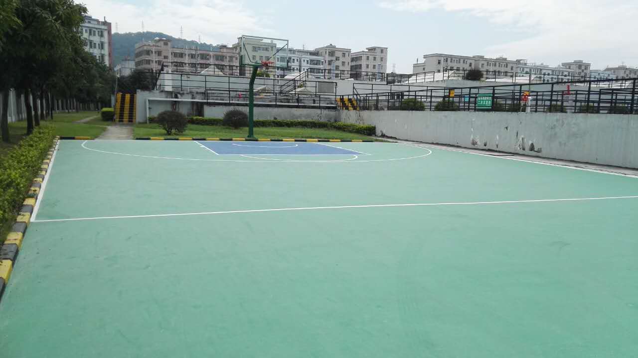 深圳南方水厂横岗硅PU篮球场